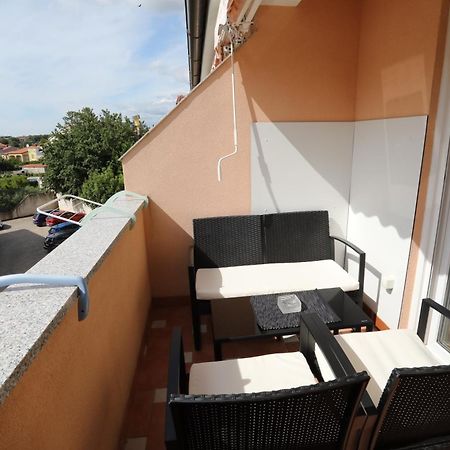 Apartment Loly Медулин Экстерьер фото