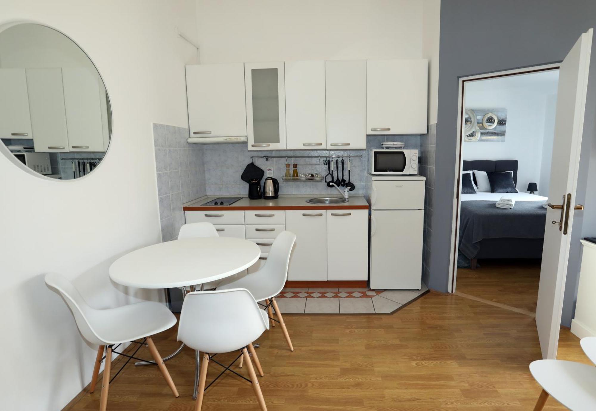 Apartment Loly Медулин Экстерьер фото